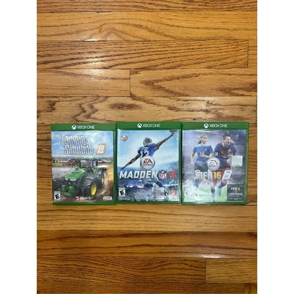 Microsoft Xbox One 3 Games.